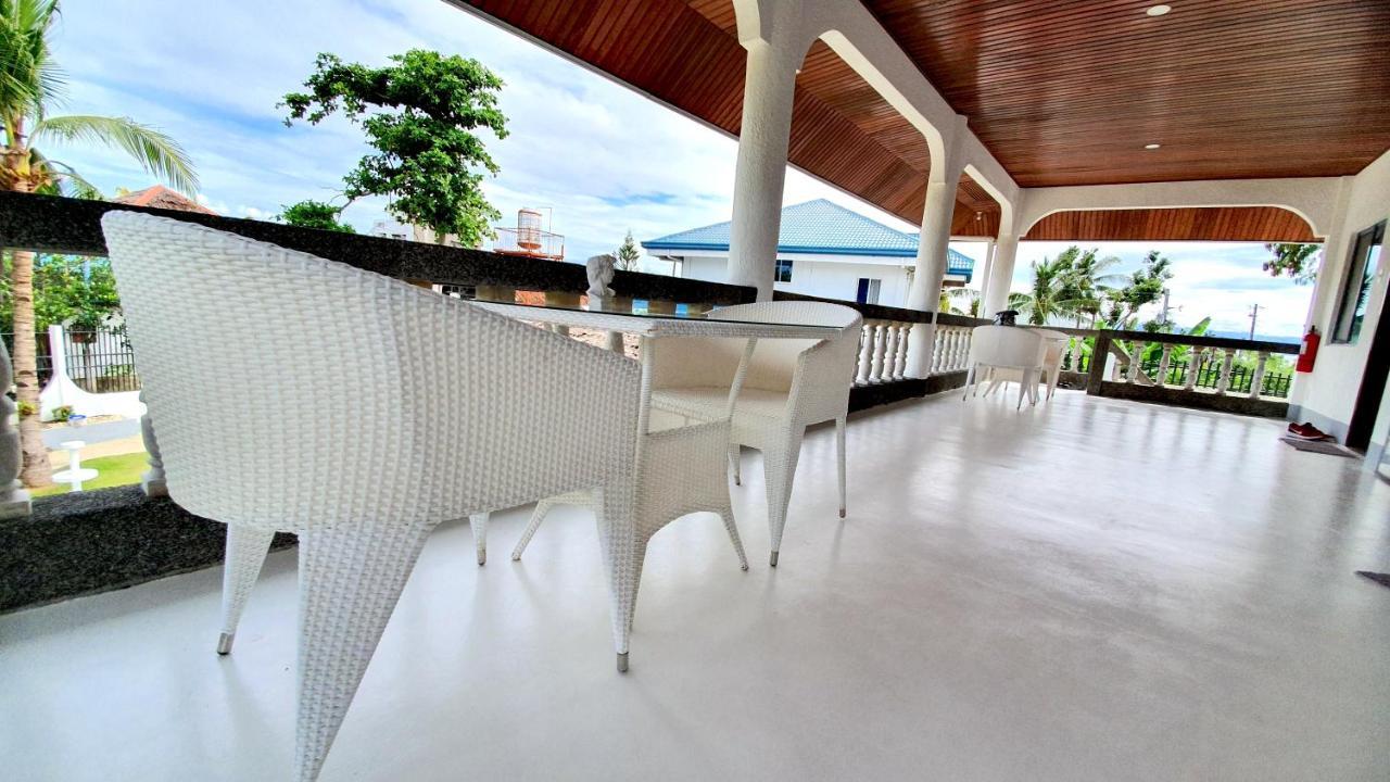 Pawikan Boutique Hotel Моалбоал Экстерьер фото